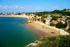 praia da infanta vlakbij Ferragudo, ideaal om te snorkelen of te duiken 001